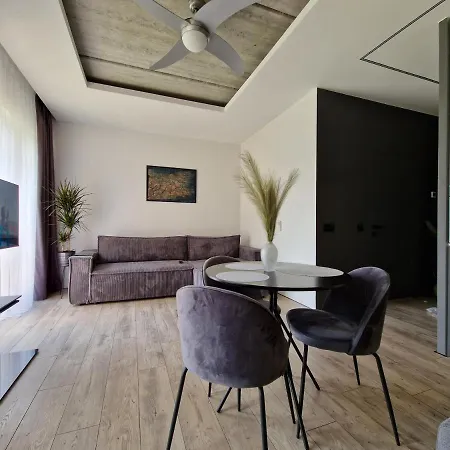 公寓 Apartamentai Bangu Namai 帕兰加